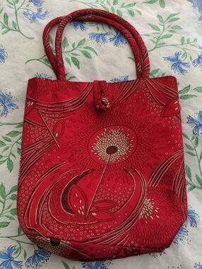 Forgotten Shanghai Red Floral Patterned Tote Bag for Women